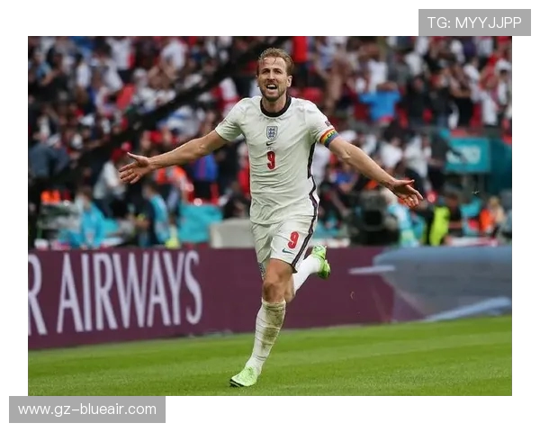 鲁尼赞凯恩为英格兰历史最佳九号位 称其有机会必进球